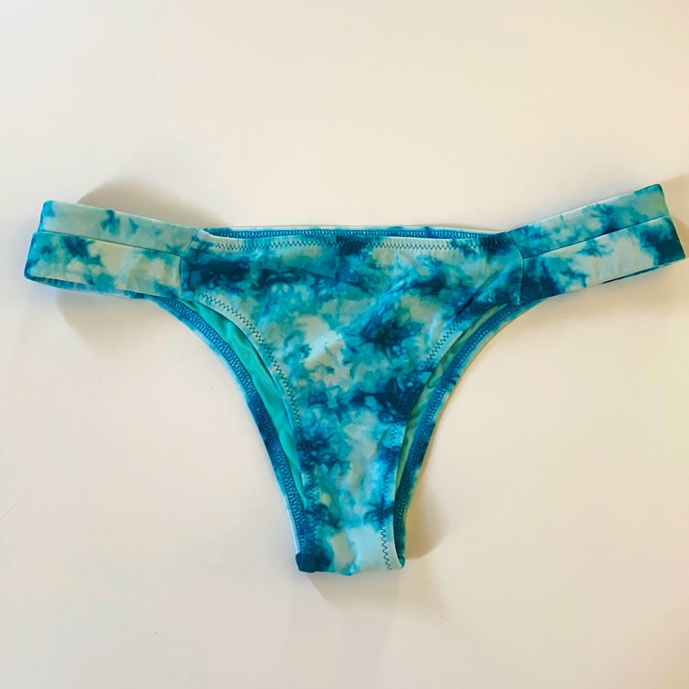 Blue/teal tie dye bikini bottoms